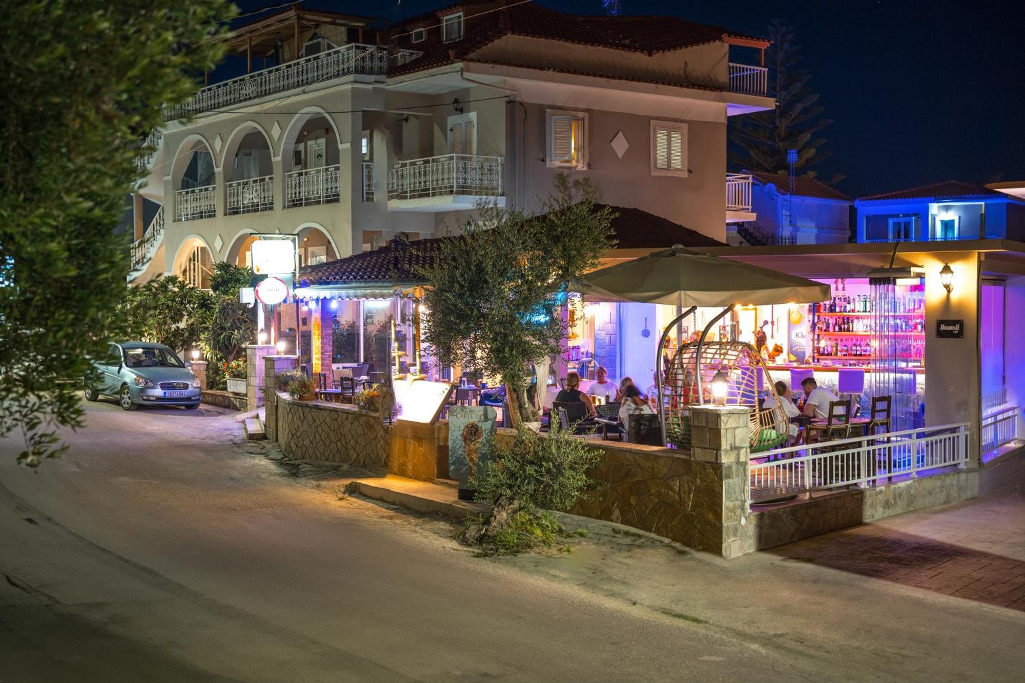 Amoudi Studios Apartments Hotel Exterior foto