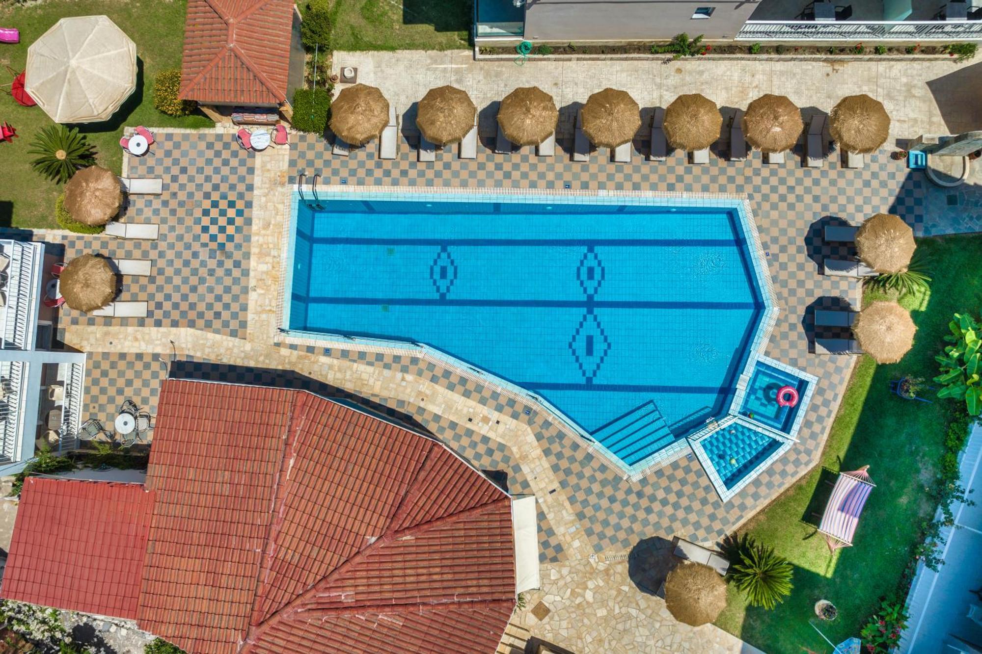 Amoudi Studios Apartments Hotel Exterior foto