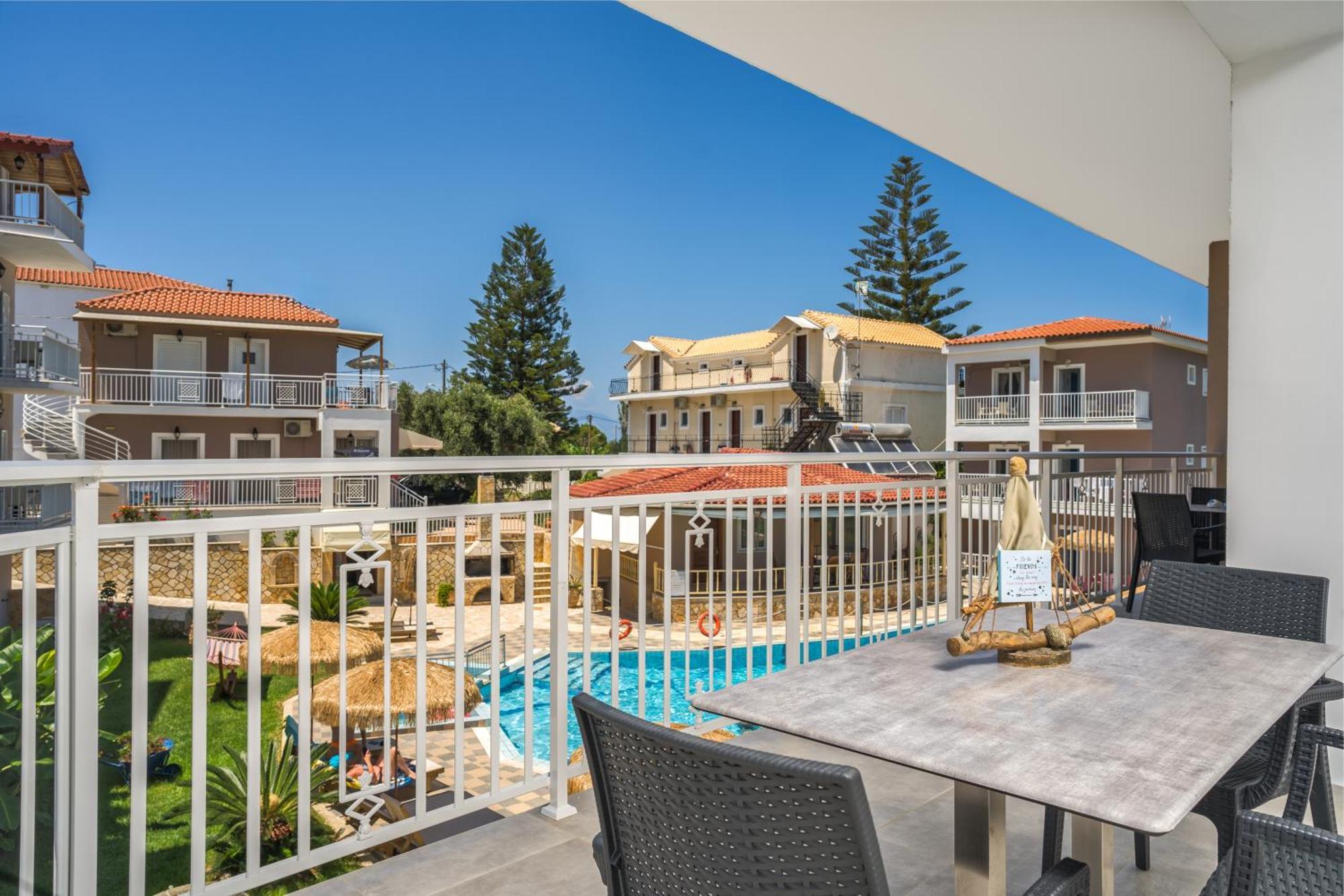 Amoudi Studios Apartments Hotel Exterior foto