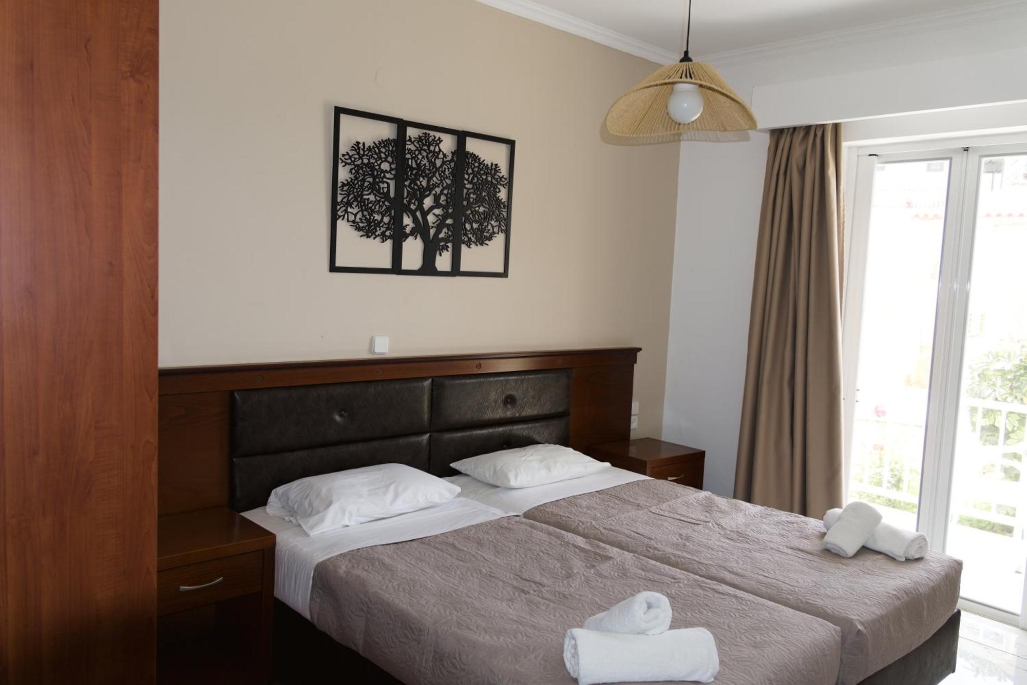 Amoudi Studios Apartments Hotel Zimmer foto